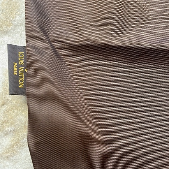 Louis Vuitton Garment Bag - Picture 3 of 12